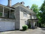 Maison D'Ailleboust-De Manthet
