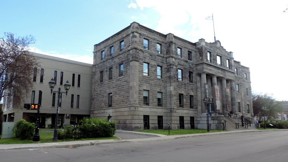 Patrimoine culturel, bâtiment de justice au XIIIème siècle puis