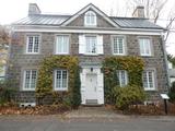 Maison John-Yule. Vue frontale de la façade (corps de logis)