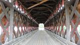 Petit pont de Ferme-Rouge. Vue intérieure