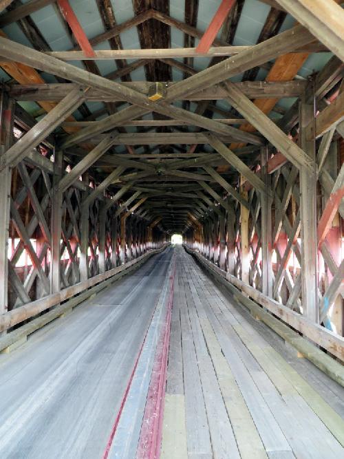 Pont Perrault. Vue intérieure