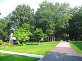 Site patrimonial du Monastère-des-Augustines-de-l'Hôtel-Dieu-de-Québec. Jardin. Vue d'ensemble