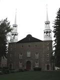 Église de Sainte-Geneviève. Vue avant