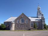 Église de Sainte-Anne-des-Plaines. Vue latérale