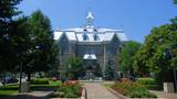 Ancien couvent de Sainte-Anne-des-Plaines. Vue avant