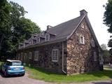 Site patrimonial de la Maison-Hurtubise. Vue latérale