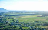 Site patrimonial de l'Île-d'Orléans. Vue aérienne vers l'est