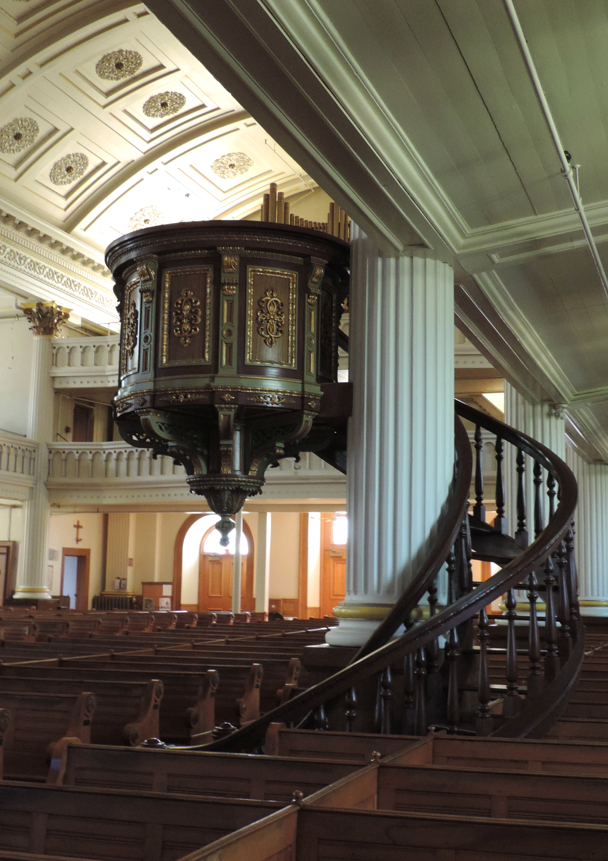 Eglise d'Herleville : la chaire