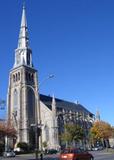 Église de Saint-Pierre-Apôtre. Vue latérale