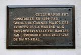 Plaque de la maison Georges-De Gannes. Vue avant