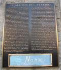 Plaque de la maison Del Vecchio. Vue avant