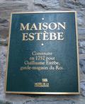 Plaque de la maison Estèbe. Vue avant