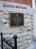 Plaque de la maison Béthanie. Vue avant