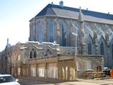 Sacristie de l'église Saint-Pierre-Apôtre. Vue latérale