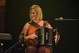 Jeu d'accordéon diatonique. Suzie Lemay au Carrefour Mondial de l'Accordéon à Montmagny