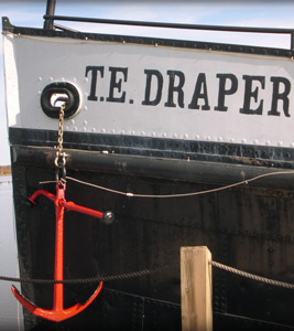 Détail de l’avant du remorqueur T.-E.-Draper, à Angliers en Abitibi-Témiscamingue